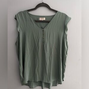 Sleeveless light green blouse, size large petite